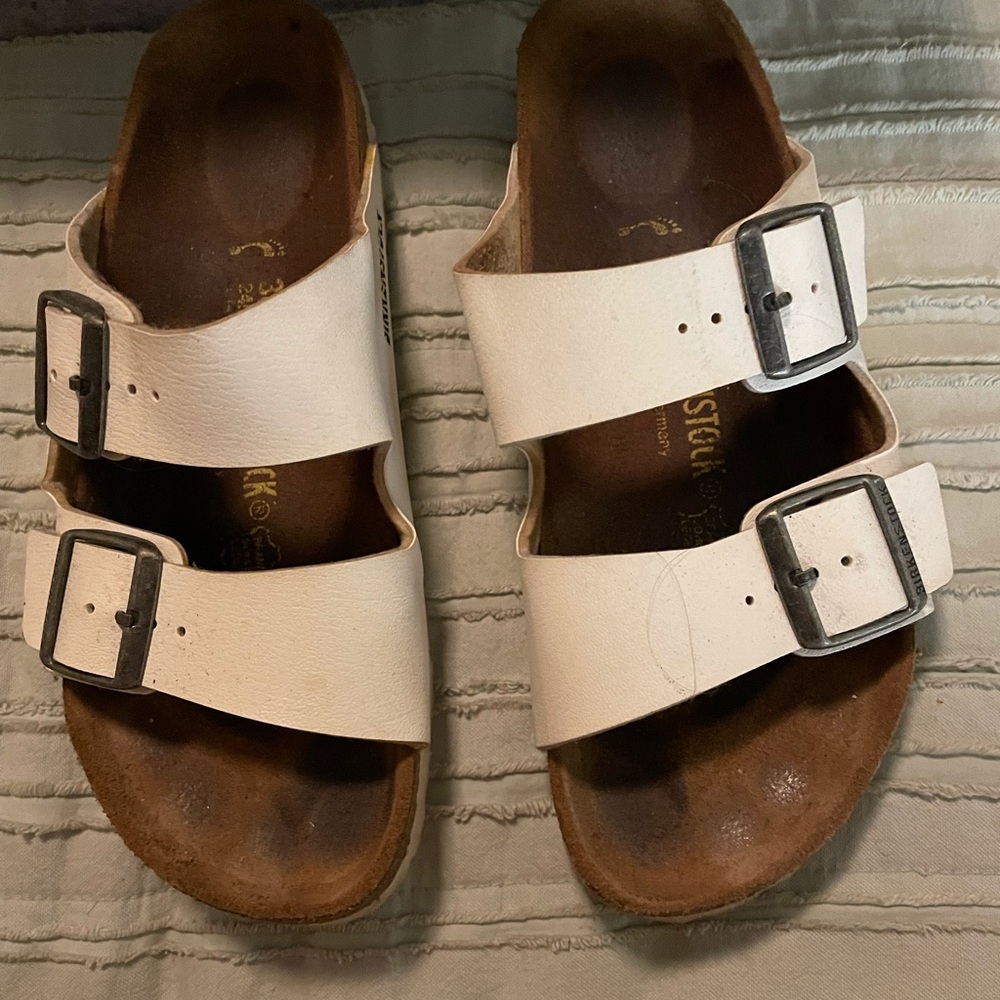 Birkenstock slides white euc size 38/ an 8